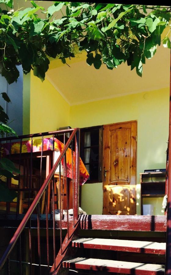 Hôtel Гостевой Дом «Лиза» à Gagra Extérieur photo